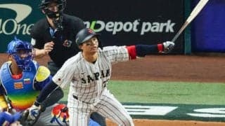 控えだった佐藤、森下の連打で逆転　井端監督の「経験談」を生かした