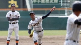 【センバツ】伝統の縦じまが帰還　帝京が15年ぶりに甲子園練習　金田監督「すごくワクワク」
