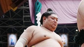 ３日目から休場していた阿炎が９日目から再出場、美ノ海と対戦する