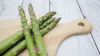 「アスパラ」の疲労回復パワーを高める食べ合わせは？