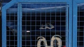 ヤクルト　活動休止中のつば九郎が神宮に姿！出陣式見守る様子にファン喝采　球団が３１日神宮開幕戦での活動再開発表