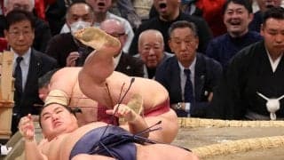横綱豊昇龍、土俵際の逆転負けで痛恨の２敗目　横綱と２大関が総崩れ