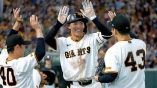 巨人育成・平山　躍動３安打２打点　待望のＯＰ戦チーム１号　阿部監督「残してチャンスを与える」