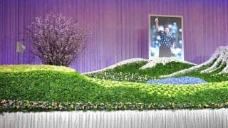 ジャンボ尾崎さんお別れの会が帝国ホテルで開催　祭壇は富士山、ゴルフ場をイメージ　青木功らが弔辞