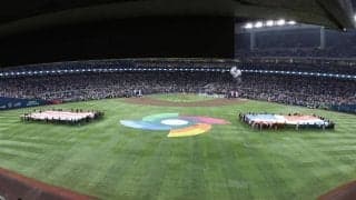 【WBC】ジャッジも天を仰ぐ…ドミニカ共和国ロドリゲスのホームランキャッチに球場歓喜にわく