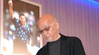 松山千春「カラオケで俺が歌うとジャンボが踊った」　尾崎将司さんお別れの会で秘話を語る