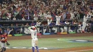 “頂上決戦”が「台無しだよ」　後味悪い疑惑判定連発…日本人ファン激怒「多分キレる」「同情」