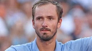  メドベージェフ 9ヵ月ぶりTOP10復帰 