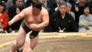 再出場の伯乃富士が逆転で２勝目、１分41秒を超える熱戦「体力的にきつかった」勝ち越しに望み