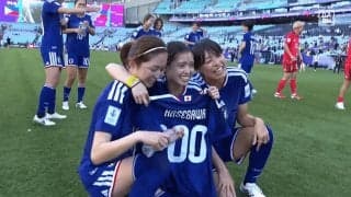 「きゃー！」長谷川唯、“ずぶ濡れ祝福”に絶叫！100キャップ達成で清水梨紗らが大胆に水掛け「自分でかけてるやん笑」【女子アジアカップ】