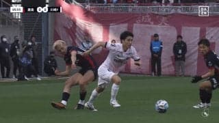 「マジで別格だ」大島僚太が鈴木優磨を吹っ飛ばす！「本当に怪我明け？」超強靭＆華麗な“キング・ターン”にファン騒然「お金の取れる選手」