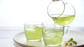 緑茶の効果とは。毎日飲むとどうなる？医師が解説【1週間・1ヶ月の変化】