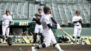 選抜へ愛知・中京大中京が甲子園練習　荻田主将「すごく迫力あった」