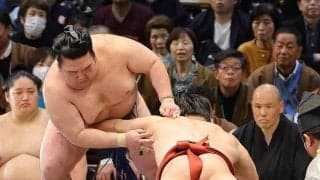 １敗を守った前頭豪ノ山「優勝の重圧？　全然」朝紅龍との大阪同学年対決を制す