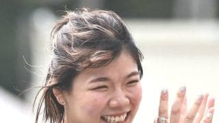 パリ五輪レスリング金の鏡優翔が自撮りコーデ披露　侍ジャパンからサングラス姿、Ｇジャンまで