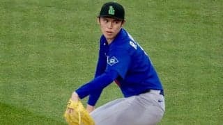 佐々木朗希、最速160キロも大荒れ　異例の再登板も3回1/3で4四球…不安定な制球に課題