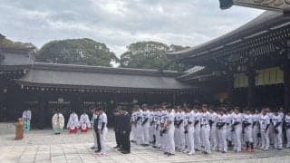 【ヤクルト】明治神宮で必勝祈願、池山監督は絵馬に“２文字”「優勝に向かって戦うしかない」