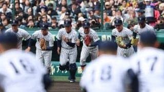 選抜開幕戦直後…高校野球ファンが涙「これだけで泣けた」　令和で初めて流れた1曲に感激