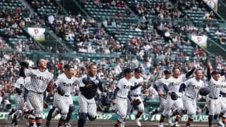 【センバツ】帝京16年ぶり勝利、金田監督の「選手を信じる力」ブレない指示で帝京らしさを発揮