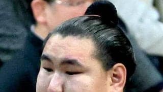 豊昇龍が痛恨の３敗目　首位の霧島に敗れ、２差に広がる　横綱初優勝が遠のく