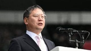 パラ金の全盲スポ庁長官が始球式　センバツ会場に大きな拍手