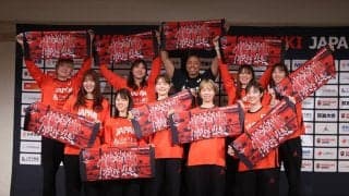 バスケ女子日本代表がW杯予選突破の帰国会見開催…ゲインズHCが大会を総括、宮澤主将は激闘の裏側を語る