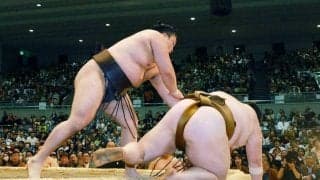 霧島　初１１連勝２差独走でＶ王手　大関復帰も見えた　粂川審判長「話はちらほら出ている」