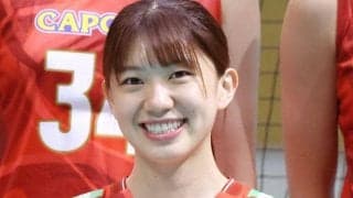 「なんちゅーモデルどハマり具合」日本代表人気女子バレー選手の雰囲気一変最新姿に反響「お団子キュン死してまうわ」「笑顔が最高に可愛すぎる」
