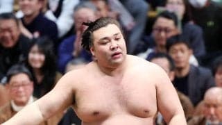 霧島14場所ぶり３度目Ｖ　苦手安青錦に敗れるも豊昇龍、琴勝峰も敗れ頂点　大関返り咲きも前進