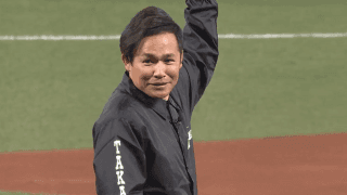 鷹OBは39歳とは思えぬ「フォーム綺麗」　球場どよめく1球…広島ドラ1のけぞらし「鳥肌」