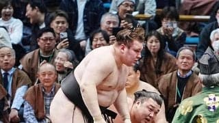 安青錦、勝てば優勝の霧島を下して７勝　デビューから15場所連続勝ち越しの可能性残す