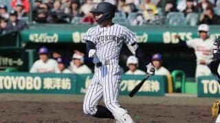 九州国際大付 犠飛で三塁走者生還も一塁走者が飛び出し併殺に、追加点認められず【センバツ】