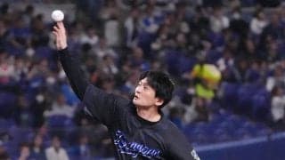 【中日】声優の島崎信長が始球式　ワンバン投球も笑顔　ドアラとの共演で場内沸かせる