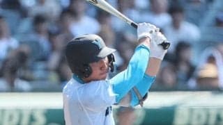 これぞドラ1候補！山梨学院・菰田陽生が第1打席で甲子園初アーチ！レフトスタンドへ弾丸ライナーで飛び込む【センバツ】