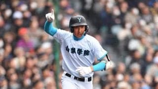 山梨学院が初戦突破　二刀流の菰田は初回に先制の左越えソロ　五回の一塁守備で負傷し六回から退く