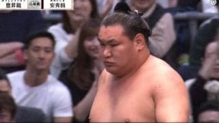 ものすごい懸賞金…豊昇龍、安青錦を“初撃破”で溢れんばかりの懸賞束に騒然