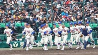 神戸国際大付　昨秋の雪辱ならず　八回守備ミス同点、延長タイブレークでサヨナラ負け