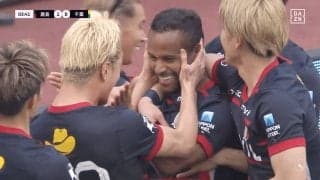 衝撃！鹿島FWの“80m爆走ゴラッソ”にSNS騒然「めっちゃ速い」1人で完結の超速カウンターに「エウベルにしかできない」「仲間さえ置いてった笑」