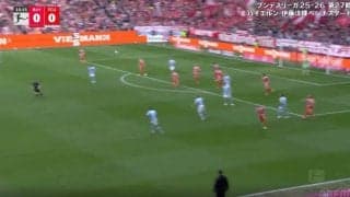 冗談だろ…！？ バイエルンの怪物・ケイン、理解不能な約60m“ピンポイントパス”「エグすぎん？」「上手すぎだろ」高精度の“対角ロングボール”にファン衝撃