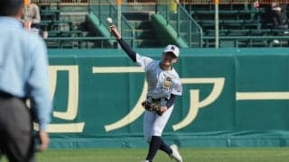 佐野日大の左翼手がストライク送球で先制阻止！試合は5回まで得点動かず投手戦に【センバツ】