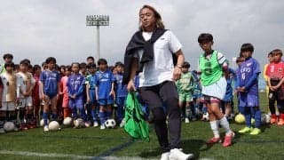 北沢豪氏がサッカー教室「ラテンな感じは文化」関西の選手達の対話力と挑戦する姿勢に成長期待