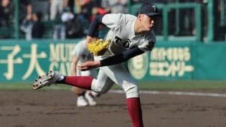 大阪桐蔭の192センチ左腕が上々の甲子園デビュー！4回まで無安打6奪三振、最速147キロの快投【センバツ】