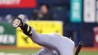 阪神２軍　ドラフト１位・立石がヒヤリ　オリ・マチャドの１５６キロが顔付近に　のけぞってかわす→転倒ぐるり一回転