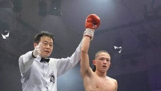 【ボクシング】「ザ・サンダー」片岡雷斗が６回ＴＫＯ勝利デビュー「夢と希望を与える格好いいボクサーに」　井上尚弥・拓真兄弟もリングサイドで熱視線