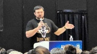 ウルフアロン、プロレス転向はなわ長男にエール「プロレスで稼ぐ強い決意を」“ウルフ効果”柔道家の転身増加を歓迎「橋渡し役に」