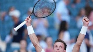  熱戦制し初8強 トップ20不在の山に 