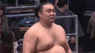 霧島を祝福した“規格外”の物体