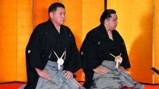元大関魁皇の浅香山親方が審判部長、元大関武双山の藤島親方が広報部長／親方衆新職務