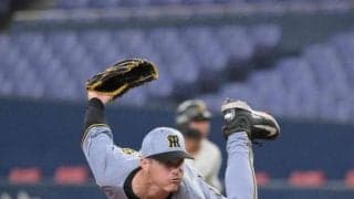 阪神　来日初打席のルーカスが遊ゴロで一塁へ全力疾走　シーズン想定の打席で終始ニコニコ　２軍戦で開幕前最終登板