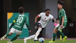 レッズ選手の顔ぷっくりシールだけじゃない！J1浦和愛を試される12本入りクーピーにファン騒然｢攻めてるな｣｢愛だねーｗ｣｢4色だけ?」